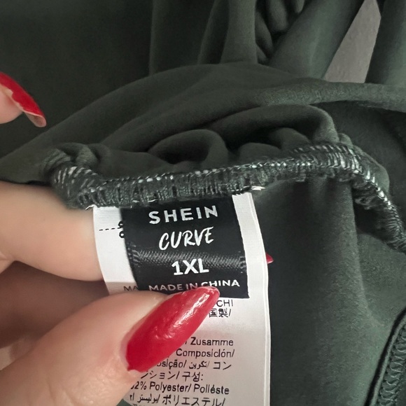 SHEIN Green Ruched long sleeve mock neck top - Picture 8 of 8